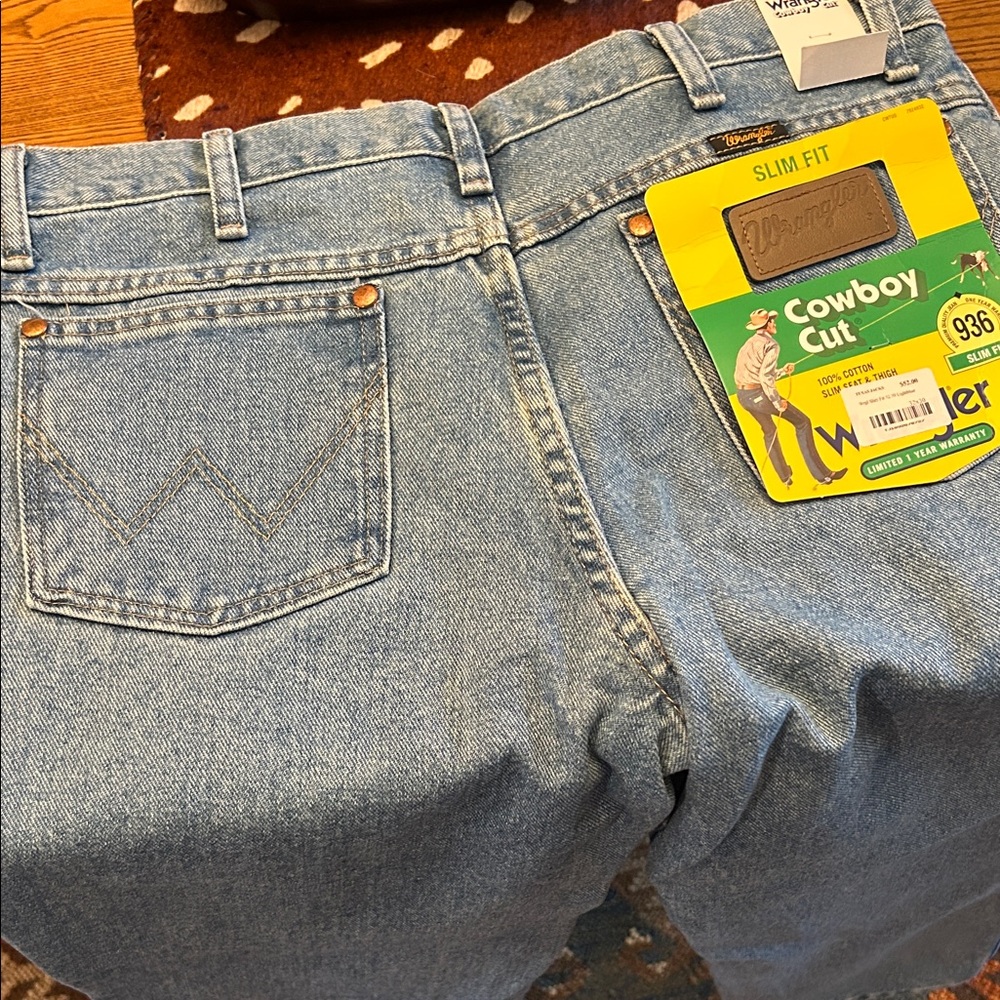 Wrangler Men's Light Blue Slim Jeans